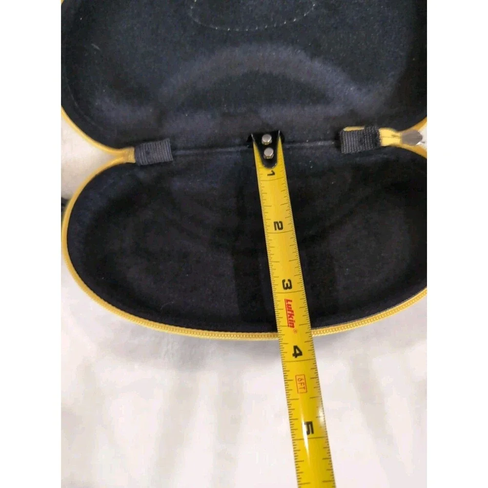 Peppers Eyewear black yellow sunglasses clamshell zippered case lanyard clip